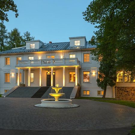 The Manor Sports & Spa Torva Luaran gambar