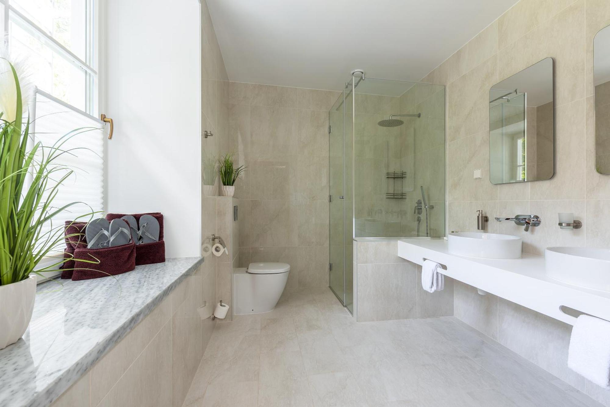The Manor Sports & Spa Torva Luaran gambar